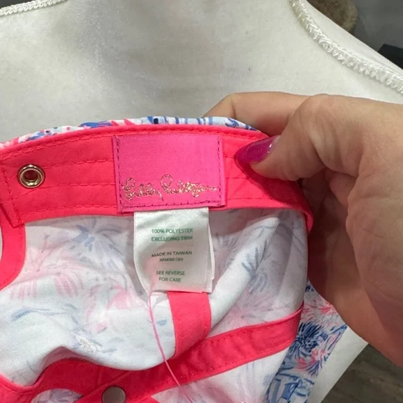 Lilly Pulitzer Run Around Hat - Picture 6 of 7